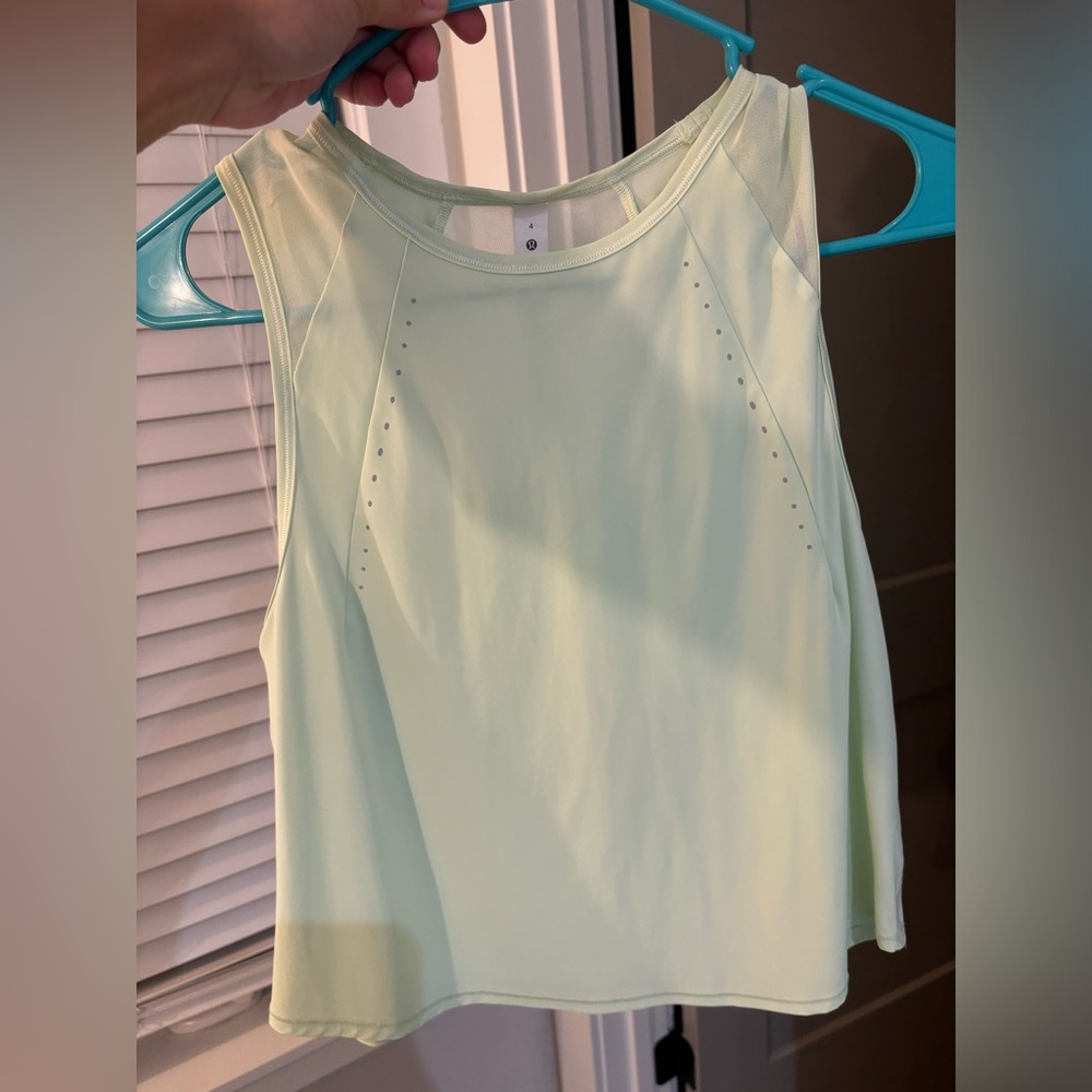 Lululemon tank